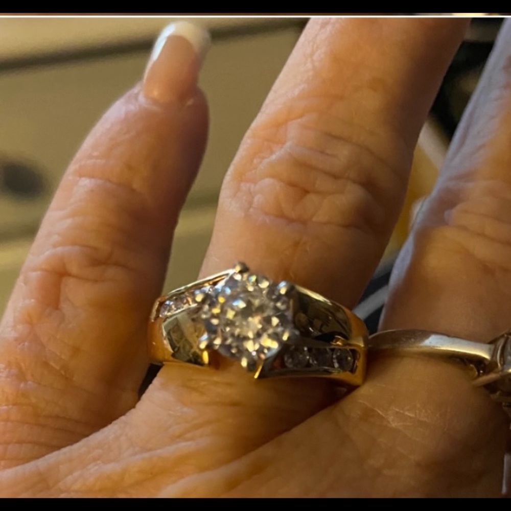 Elegant vintage Gold and Silver Women's Ring